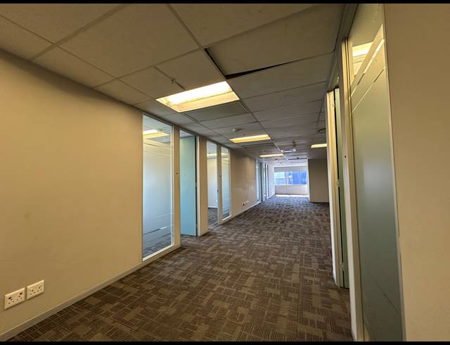 308M² OFFICE TO LET IN SANDTON CENTRAL